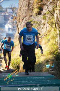 104377_2025_2.jpg
